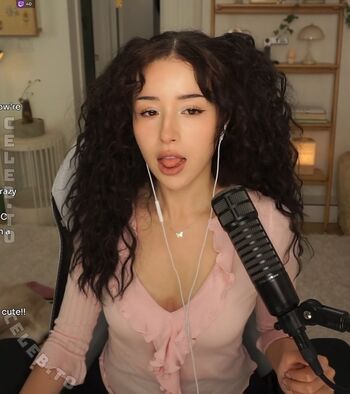 Full leaked Pokimane private photo