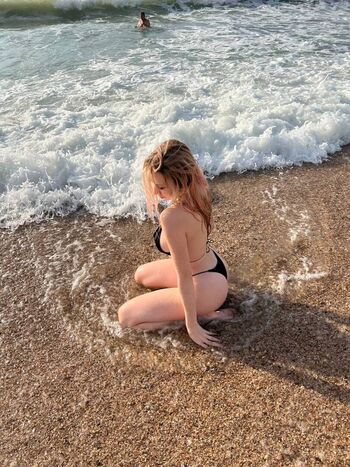 Full leaked Polina li page private photo