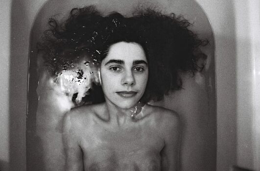 Full leaked Polly harvey private photo