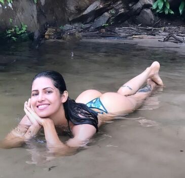 Full leaked Polyana viana private photo