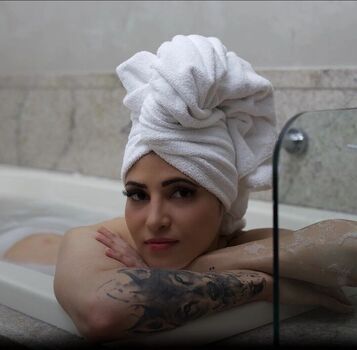 Full leaked Polyana viana private photo