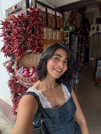 Full leaked Pooja hegde private photo