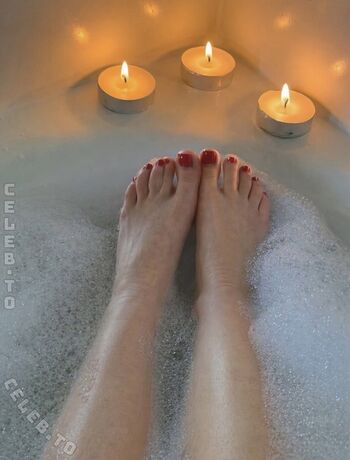 Full leaked Poolblondii private photo