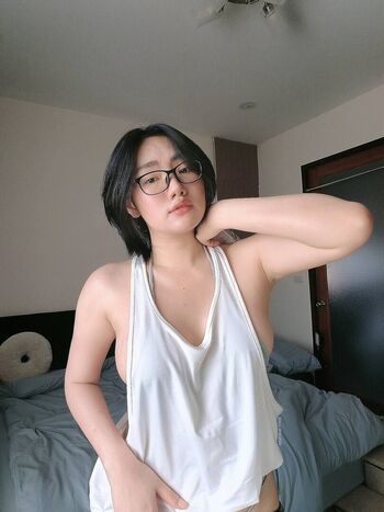 Full leaked Poon wrunya private photo