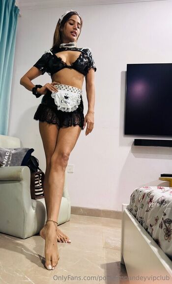 Full leaked Poonam pandey private photo