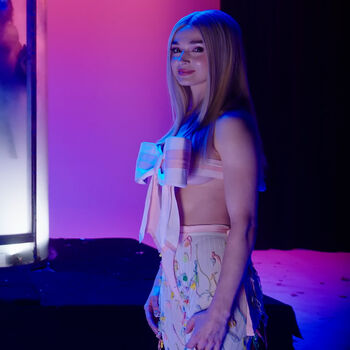 Full leaked Poppy private photo