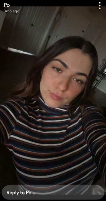 Full leaked Poshazzle private photo