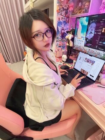 Full leaked Potato godzilla  page private photo