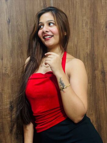 Full leaked Prachi tyagi private photo
