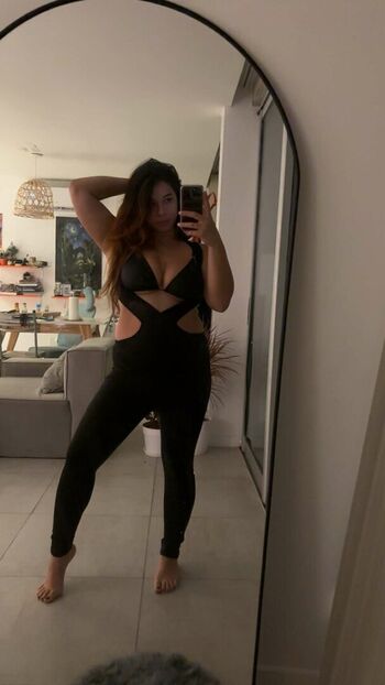 pradaxxx1
