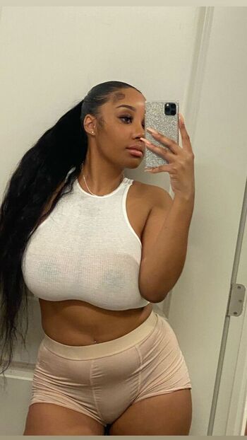 Full leaked Prettygriddy private photo