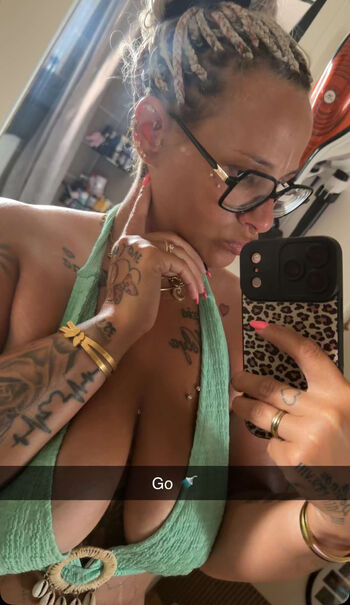 Full leaked Princessemiymiy private photo