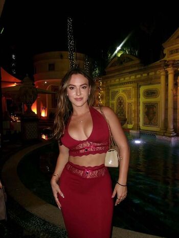 Full leaked Priscilliaa private photo