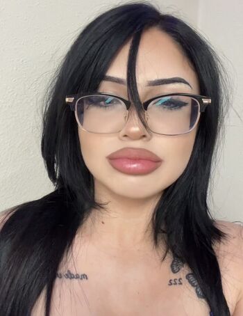 Full leaked Prisluvsyou private photo