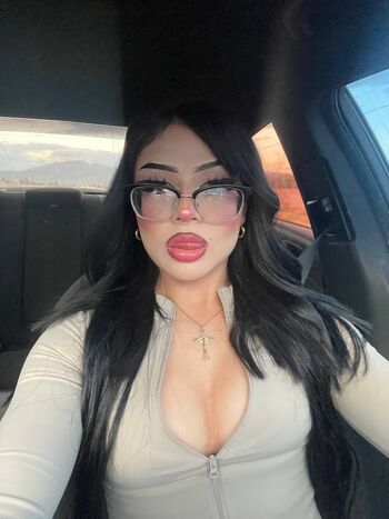 Full leaked Prisluvsyou private photo