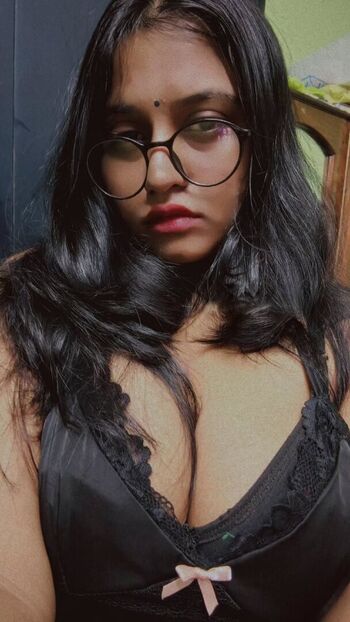 Full leaked Pritha dey page private photo