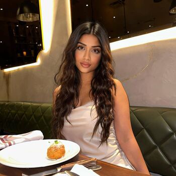 Full leaked Priyanka ares private photo