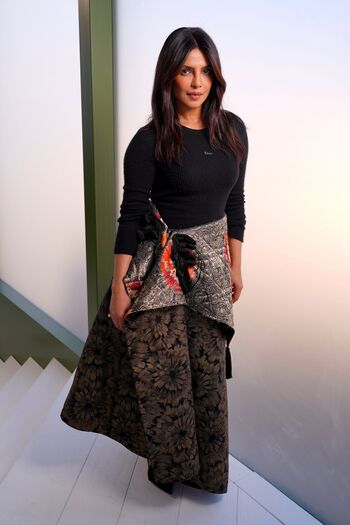 Full leaked Priyanka chopra private photo