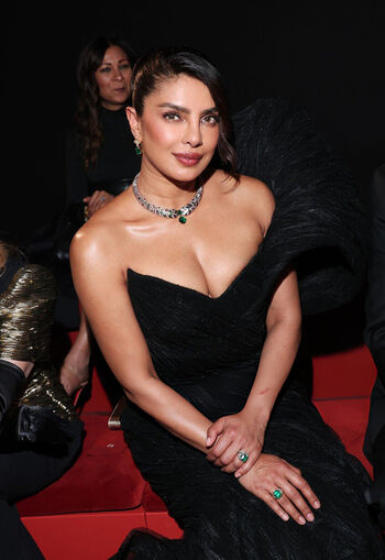 Full leaked Priyanka chopra private photo