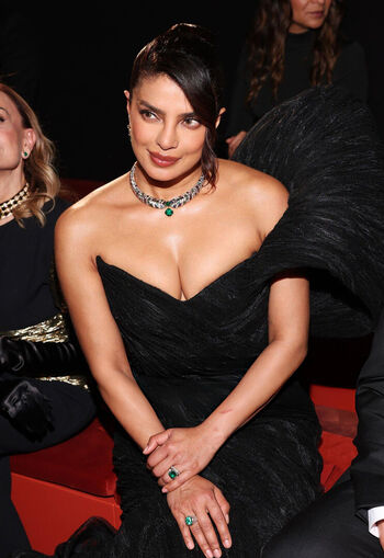 Full leaked Priyanka chopra private photo