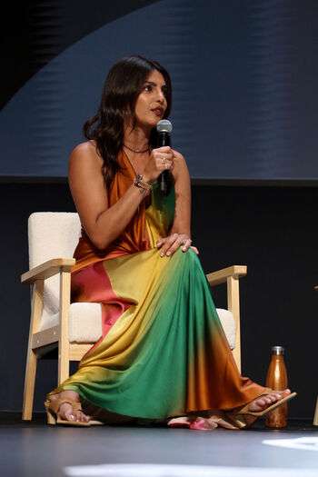Full leaked Priyanka chopra private photo