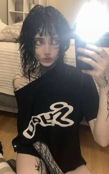 Full leaked Psuxos private photo