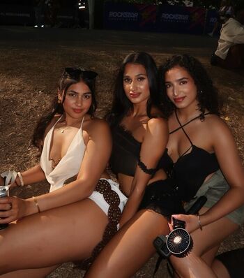 Full leaked Pujaghedia private photo