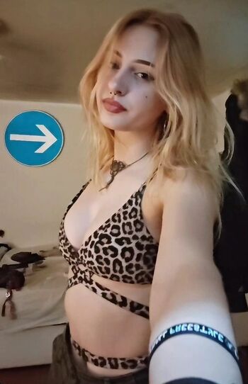 Full leaked Megan rain/ private photo