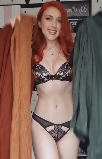 Full leaked Punky pixiee private photo