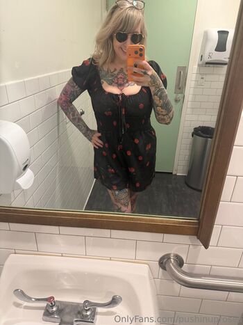 Full leaked Pushinguproses private photo