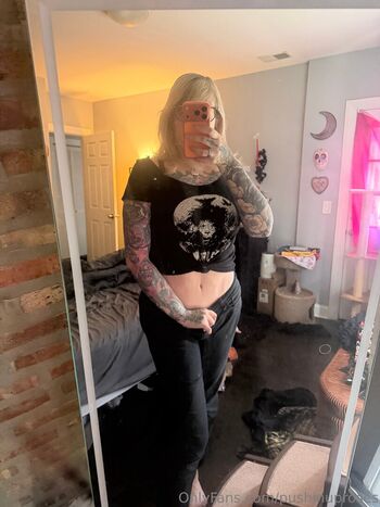 Full leaked Pushinguproses page private photo