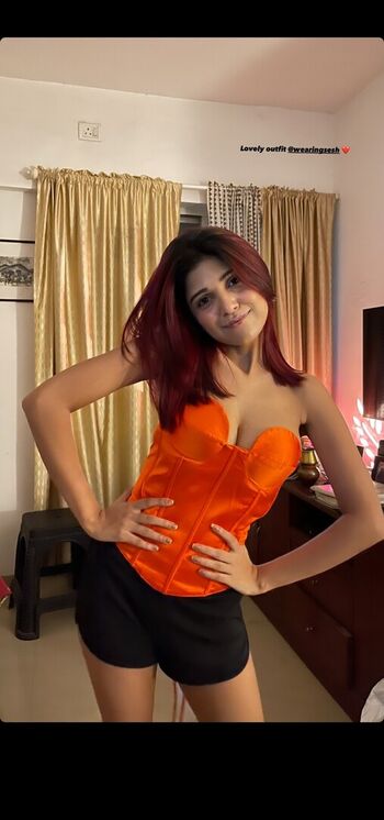 Full leaked Pyaarinari private photo