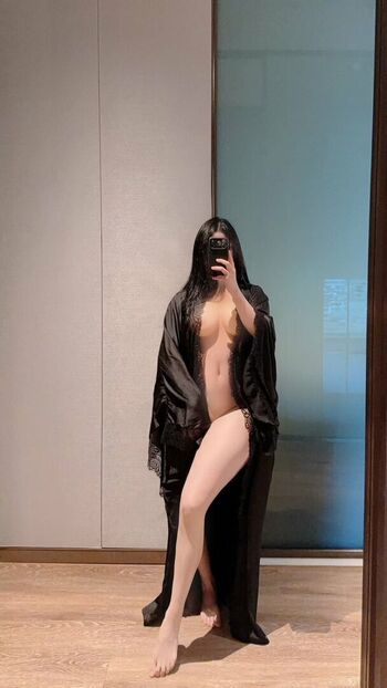 Full leaked Qiaoniutt private photo