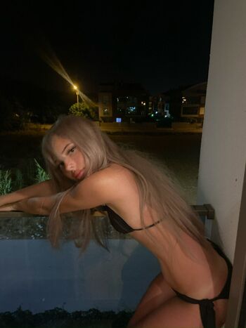 Full leaked Qkuros private photo