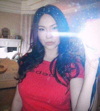 Full leaked Quarterjade page private photo