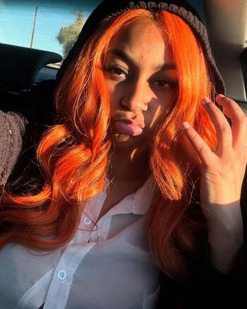 Full leaked Queen adams page private photo