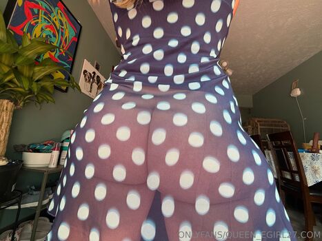 Full leaked Queen egirl private photo