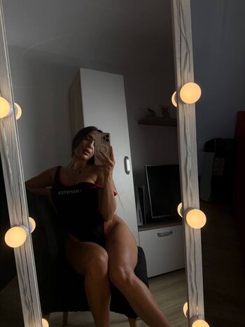 Full leaked Queen leylla private photo