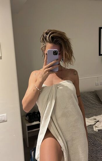 Full leaked Queenemmka private photo