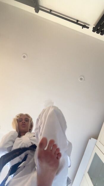 Full leaked Queenkickchick private photo