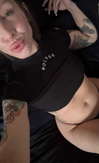 Full leaked Queenkofficial private photo