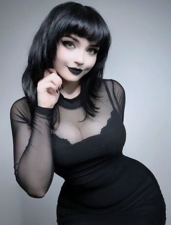 Full leaked Queennephil private photo