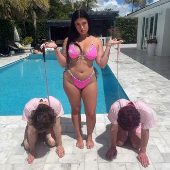 Full leaked Queentaylor private photo