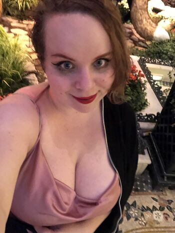 Full leaked Quinn rain private photo