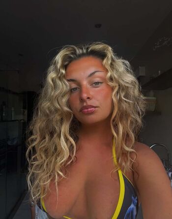Full leaked Rachael taylor private photo