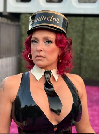 Rachel Bloom