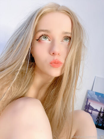 Full leaked Rachel blossom private photo