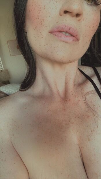Full leaked Rachierach private photo