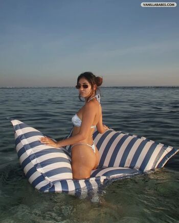 Full leaked Radhika seth private photo