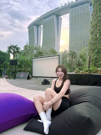 Full leaked Rainie page private photo